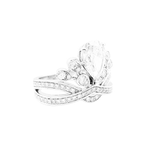 48 Bague Chaumet, "Joséphine Aigrette Impériale", platine et diamants. 58 Facettes 35032