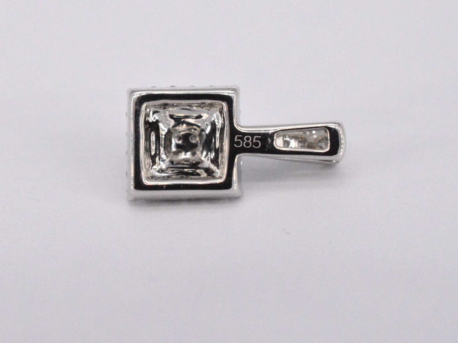 Pendentif Pendentif en or blanc avec diamants 58 Facettes 2024