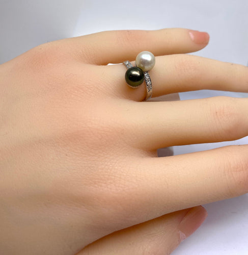 Bague 50 Bague toi et moi or blanc diamants perle Tahiti et perle blanche 58 Facettes AB604