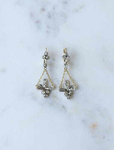 Boucles d'oreilles Boucles d'Oreilles Dormeuses Anciennes Trèfle et Fleur Diamants 58 Facettes