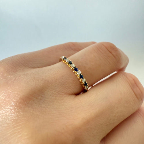 Bague 54 Demi-alliance Or, saphirs et diamants 58 Facettes