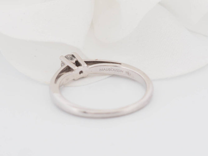 Bague 50 Bague solitaire Mauboussin Sel de ma vie en or blanc et diamant 58 Facettes 31102