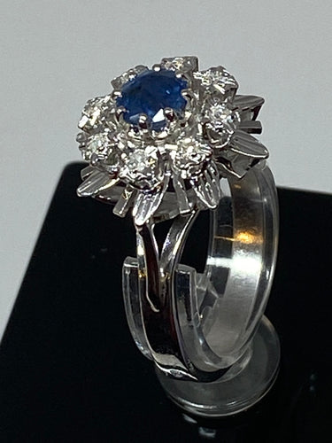 Bague 50 Bague de fiançailles en or, saphir, diamants 58 Facettes