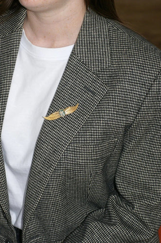 Broche Broche Egyptomanie Or et Scarabée Amulette Fritte 58 Facettes