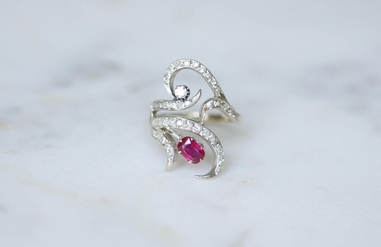 Bague 61 Bague Arabesque Rubis Birman et Diamants sur Or Blanc 58 Facettes