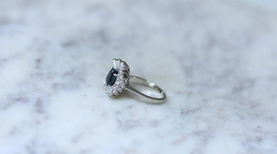 Bague 52.5 Bague Jupe or blanc, Saphir et Diamants 58 Facettes