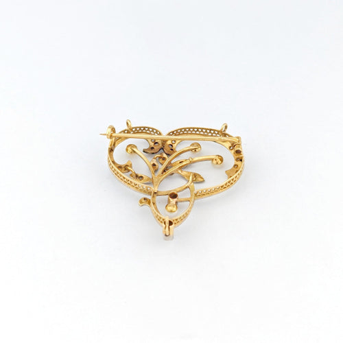 Pendentif Broche / pendentif floral en or jaune, perle et diamants 58 Facettes 32601