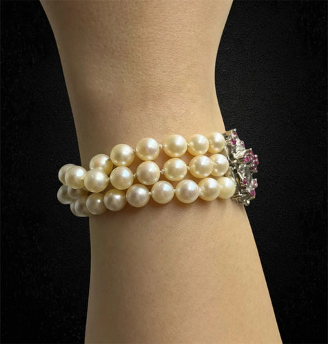 Bracelet Bracciale novecentesco a tre fili di perle 58 Facettes