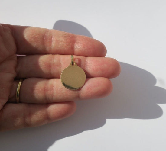 Pendentif Pendentif médaille rond en or jaune à graver 58 Facettes