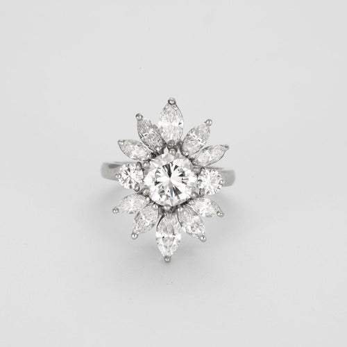 Bague 49.5 Bague fleur diamants 58 Facettes 31300497