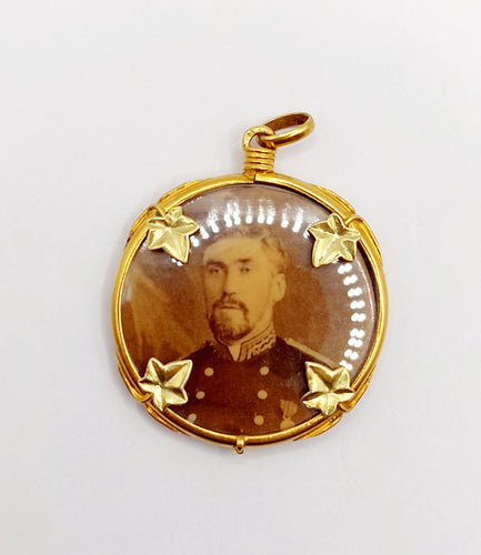 Pendentif Pendentif porte photo antique or jaune 58 Facettes A05403