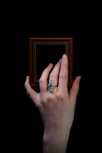 Bague 54 Glamour nuptiale : un aperçu de l'Art déco des années 1920 58 Facettes 22151-0121