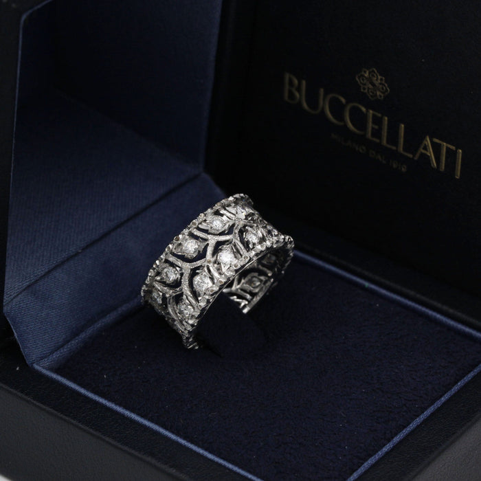 Bague 50 BUCCELLATI - Bague Eternelle Ramage Or Blanc Ciselé Diamants 58 Facettes 240318R