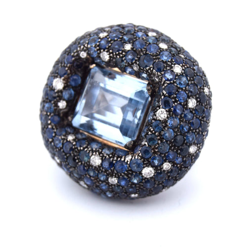 Bague 54 Bague en or blanc avec topaze, saphirs et diamants - Années 1950 58 Facettes