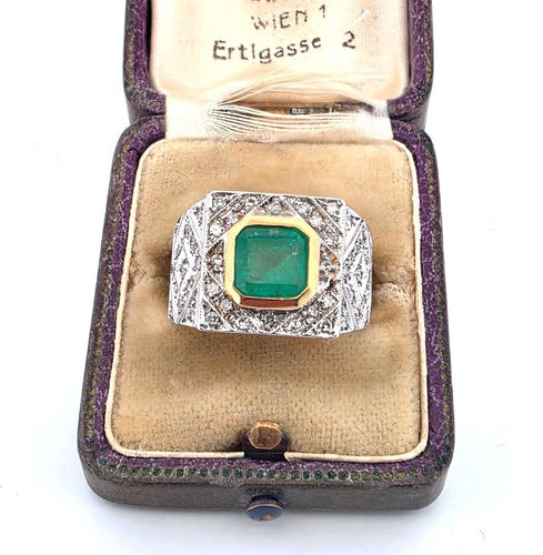 Bague 55 Bague en or jaune avec émeraudes et diamants 58 Facettes