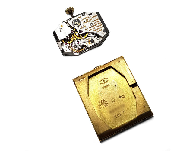 Montre Vacheron Constantin - Vintage 6957 Cintrée Rectangular watch 58 Facettes