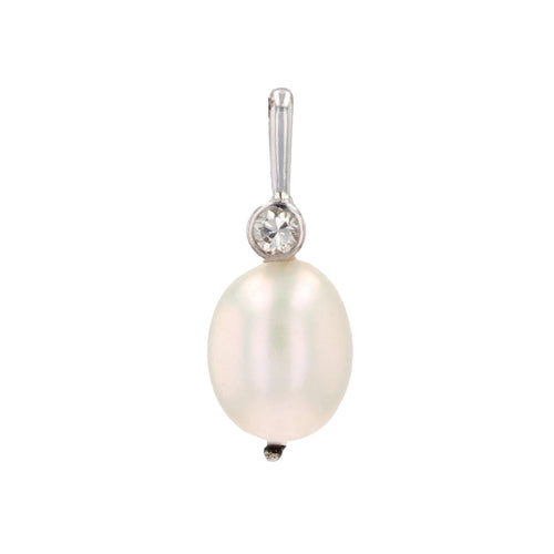 Pendentif Pendentif Or blanc, Perle et Diamant 58 Facettes 07-098-5387566