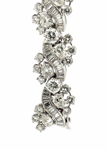 Bracelet Bracelet haute joaillerie en platine , or et diamants 58 Facettes