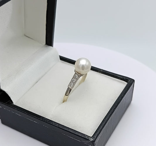 Bague 55 Bague vintage - Bague en or gris 18k, perle de culture et diamants 58 Facettes