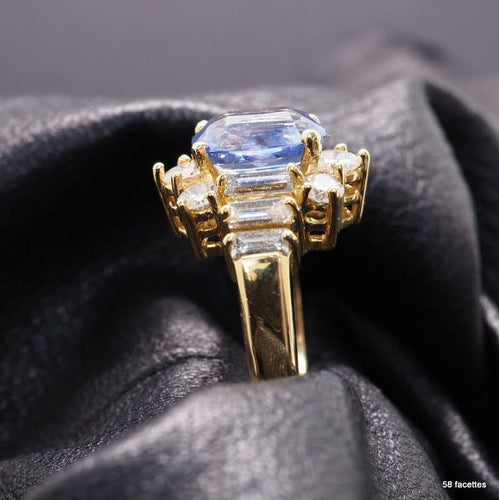 Bague 50 Bague or jaune, saphir, diamants 58 Facettes 4452