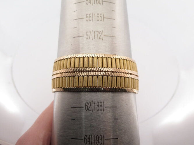 Bracelet vintage bracelet manchette 18 en or jaune 18k 67 gr  en 58 Facettes 268461