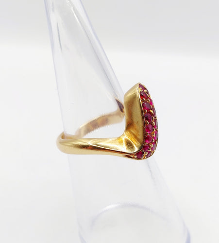 Bague 49 Bague jonc vintage or pavé de rubis et monture à enroulement 58 Facettes A04058