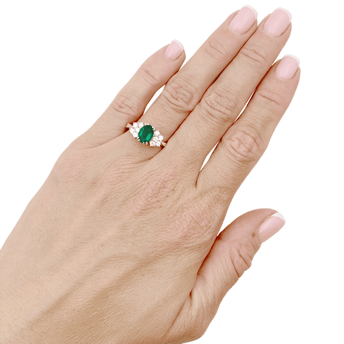 Bague 53 Bague en or blanc sertie d'une émeraude et de diamants. 58 Facettes 34747