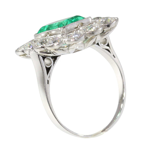 Bague 52 Luxe d'après-guerre : bague de fiançailles en émeraude et diamants 58 Facettes 19343-0010