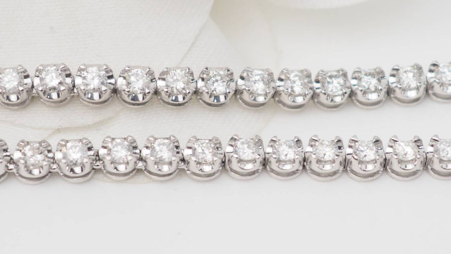 Collier 44.5 Collier rivière en or blanc et diamants 58 Facettes 32532