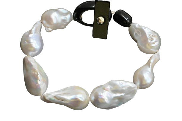 Raw cultured pearl bracelet