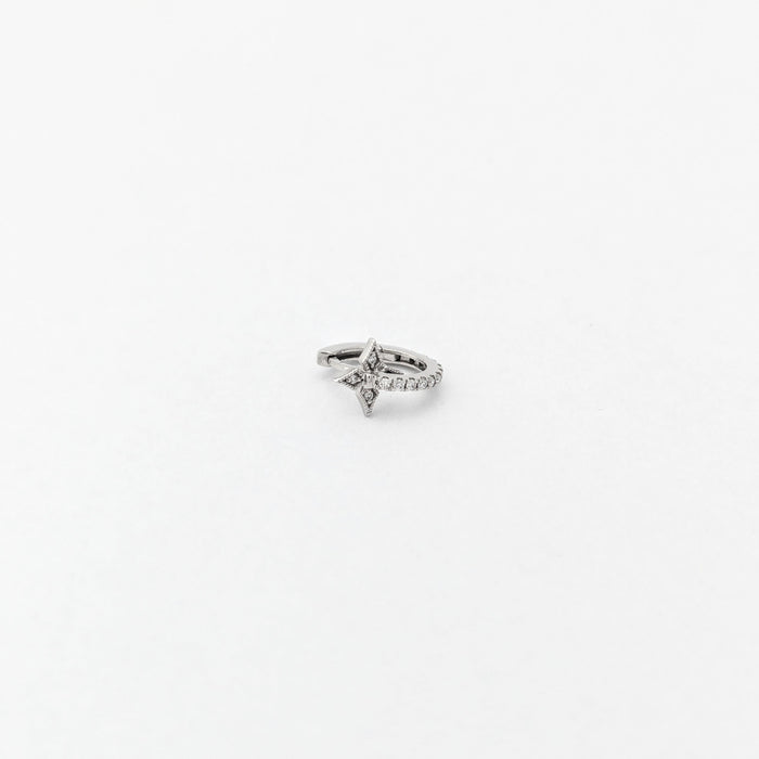 White gold diamond piercing