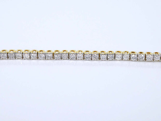 Bracelet Bracelet de tennis en or serti de diamants de 2,50 carats 58 Facettes 2147
