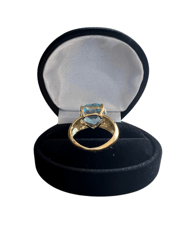 Bague 53 Bague en or jaune 18K et topaze bleue taille coeur Taille 53 58 Facettes 2
