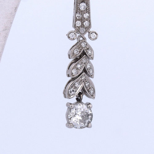 Boucles d'oreilles Boucles d'oreilles Art Déco en or blanc avec diamants 58 Facettes