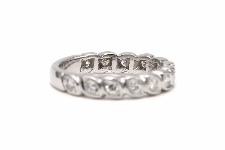 Bague 49 Alliance américaine contemporaine or blanc sertie de diamants 58 Facettes 18719