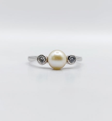 Bague 51 Bague art déco or blanc perle et diamants 58 Facettes A05571