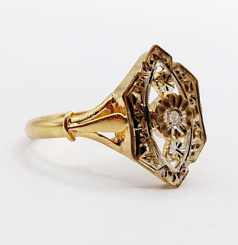 Bague 53.5 Bague marquise Art Déco or jaune, diamant taille rose (circa 1910) 58 Facettes A06376