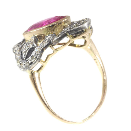 Bague 56 Splendeur des années 1930 : une bague vintage en diamant et rubélite 58 Facettes 20296-0351