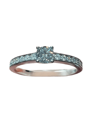 Witgouden ring met pavé diamanten