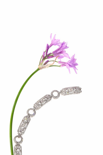 Bracelet Bracelet Art déco en diamants, vers 1920 – Géométrie en platine avec éclat de 6,00 ct 58 Facettes 25161-0031