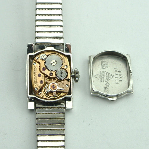 Montre OMEGA - Montre en or blanc et diamants des années 1960 58 Facettes