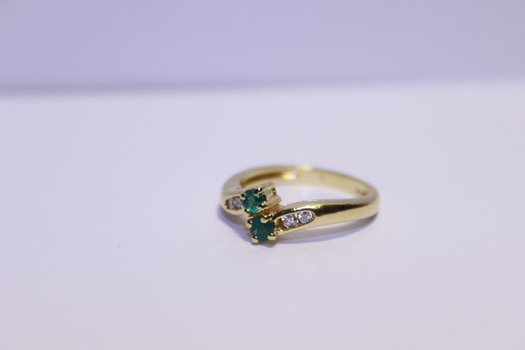 Bague 52 Bague Or Diamants et Emeraudes 58 Facettes