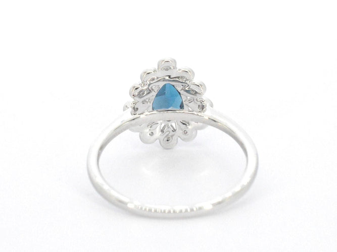 Bague 54 Bague en or blanc avec diamants et topaze 58 Facettes 2316