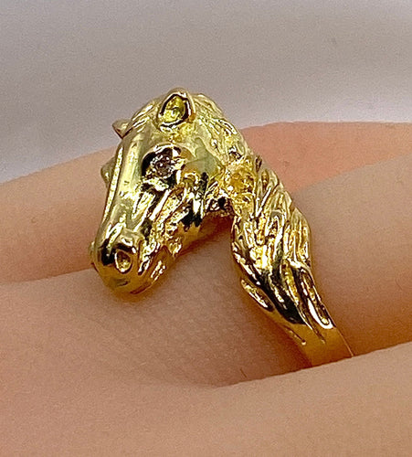 Bague 51 Bague en or jaune, tête de cheval et diamants 58 Facettes AB643