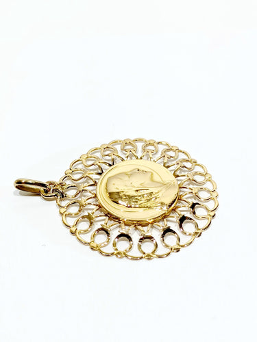 Pendentif Médaille de la Vierge en or 58 Facettes