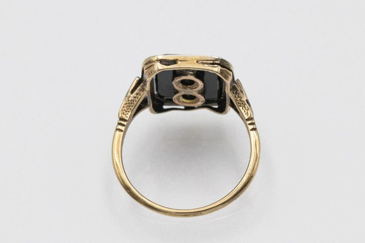 Bague 56 Bague Art Déco, onyx et diamants env. 0,40 ct, 1930 58 Facettes 11496