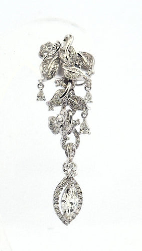 Boucles d'oreilles Boucles d’oreilles pendantes or blanc et diamants 58 Facettes