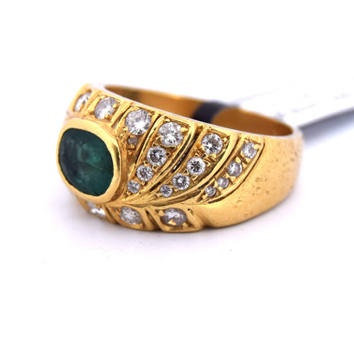 Bague 62 Bague en or jaune avec émeraude 58 Facettes