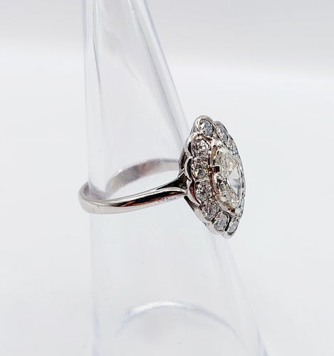 Bague 50 Bague marquise Art Déco or blanc, diamants 58 Facettes A05282