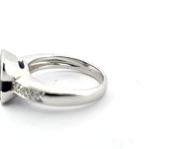 Bague 52 Bague en platine avec saphir et diamants 58 Facettes